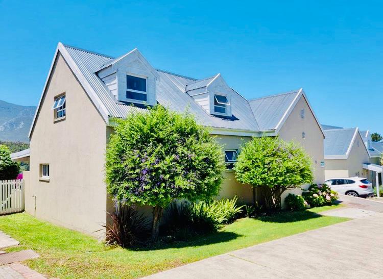 3 Bedroom Property for Sale in Blanco Western Cape